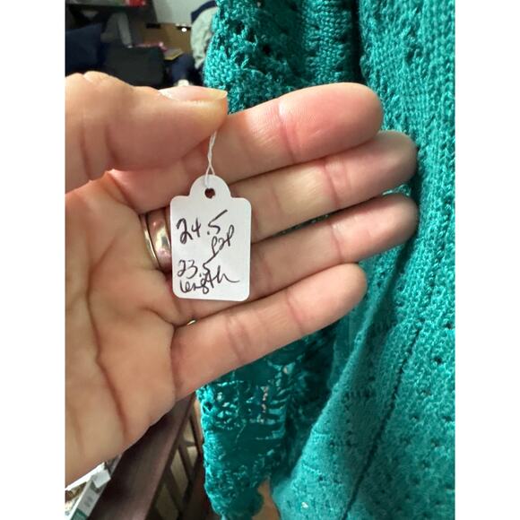 Crochet Sleeved Top - Picture 4 of 4